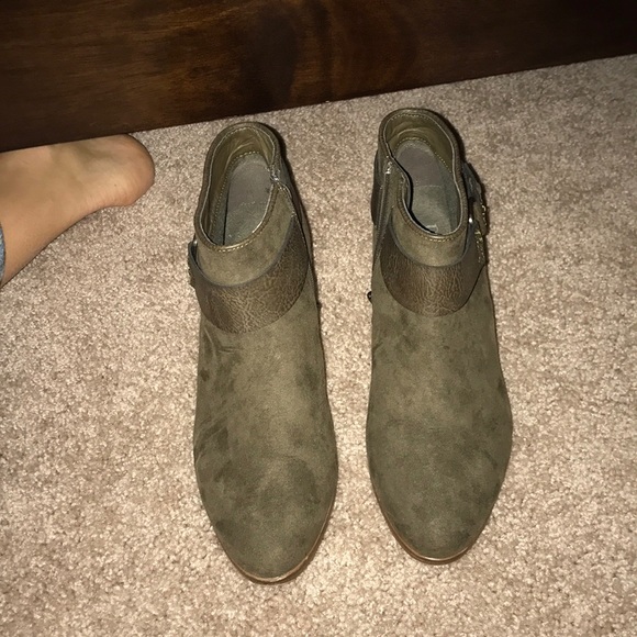 Booties - Picture 3 of 3